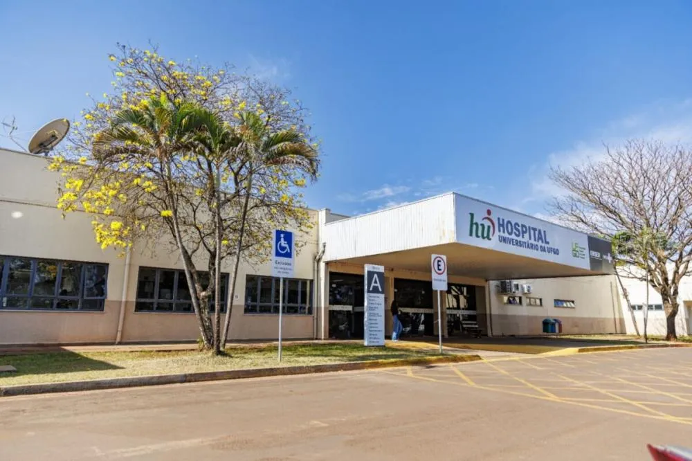 Hospital Universitário concentra o maior número de internações de pacientes com Chikungunya em Dourados. Foto: Divulgação/Assecom