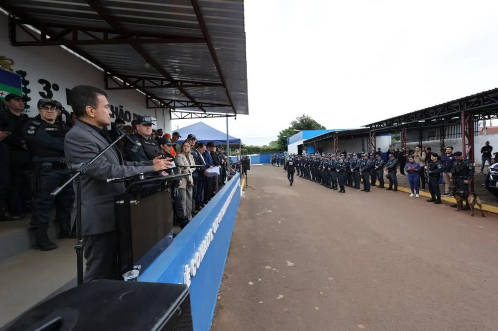 Prefeito Marçal Filho durante solenidade de posse da tenente-coronel Gabriella Letícia Fernandes de Oliveira no comando do 3º Batalhão da Polícia Militar – Foto: A. Frota