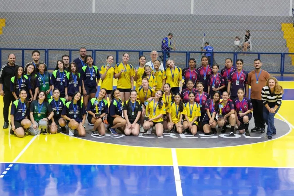 Funed premia equipes vencedoras da categoria 12/14 anos e prepara disputas da categoria 15/17 anos. Divulgação/Assecom