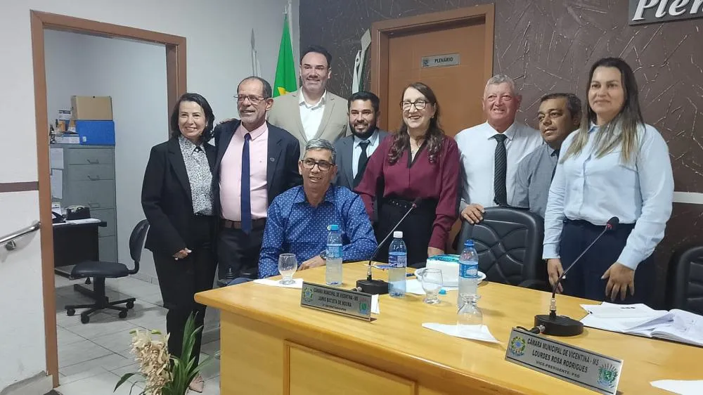 O vereador Alex Cadeirante participou, nesta terça-feira, da sessão ordinária na Câmara Municipal de Vicentina, a convite do vereador Jota - Foto: Duvulgação 